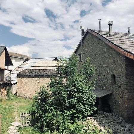 Cicapuy Hotel Puys Екстериор снимка